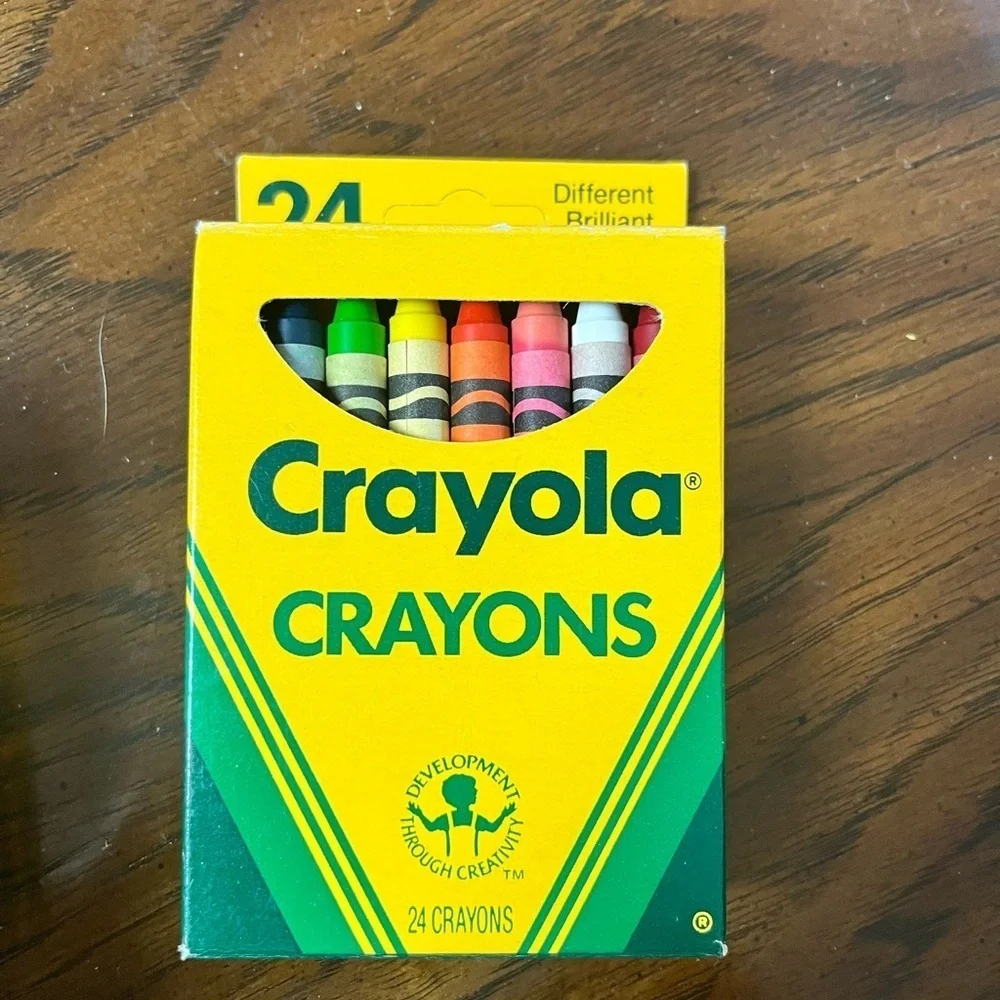 Crayons Crayola 24 Count Box Non Toxic Colors Pack School Color 52-3024 USA 1988